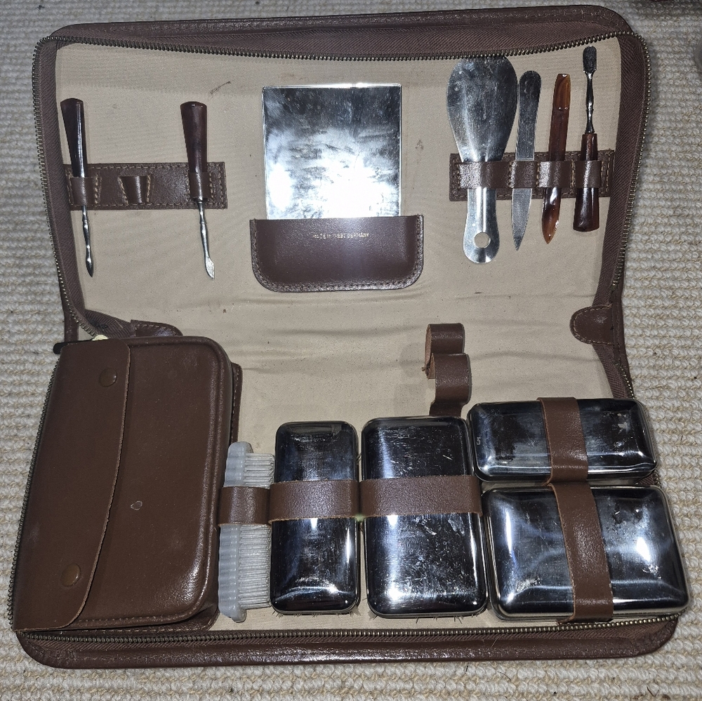 Men's Vintage Travel Kit
